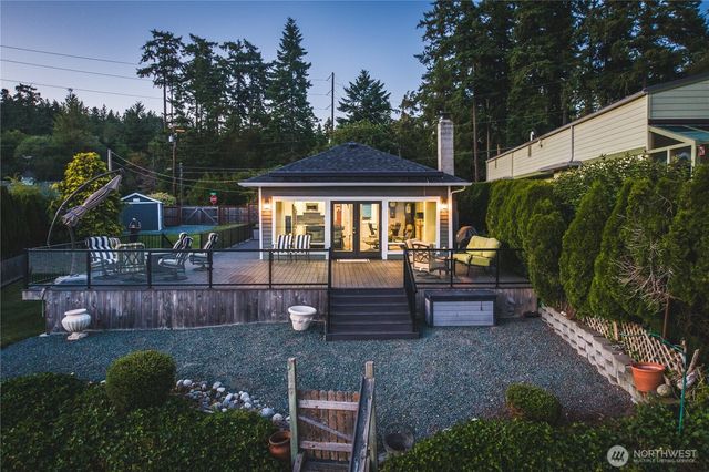 13532 Slice Street, Anacortes, WA 98221