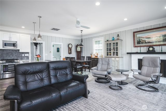 13532 Slice Street, Anacortes, WA 98221