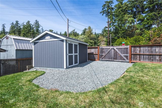 13532 Slice Street, Anacortes, WA 98221