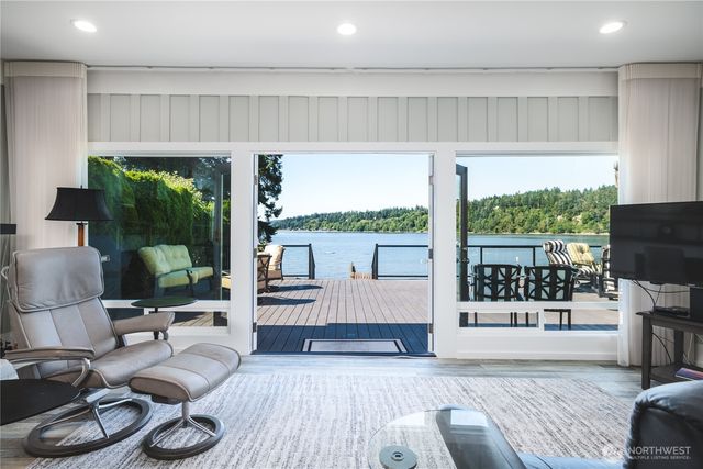 13532 Slice Street, Anacortes, WA 98221