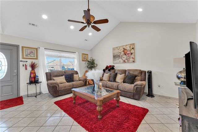 1252 W Bishop Drive, Rogers, AR 72756