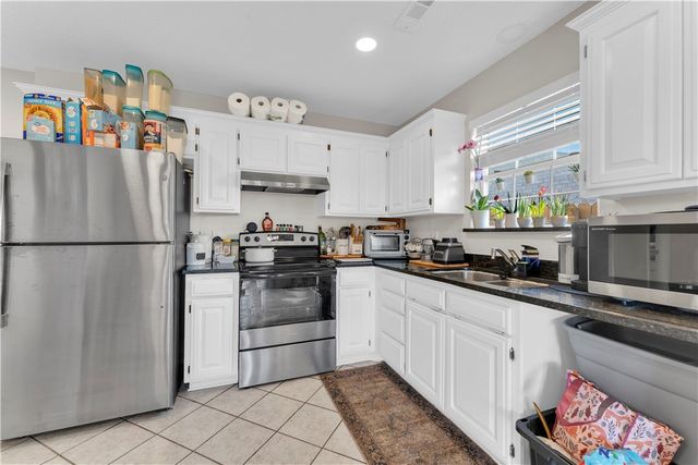 1252 W Bishop Drive, Rogers, AR 72756