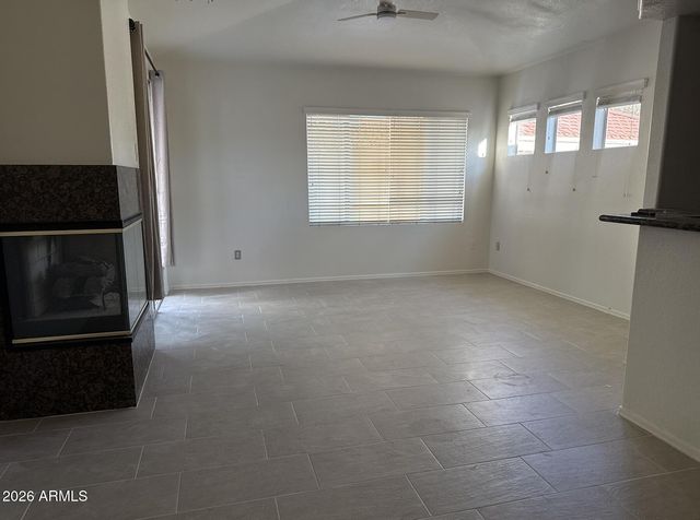 2929 W YORKSHIRE Drive 1049, Phoenix, AZ 85027