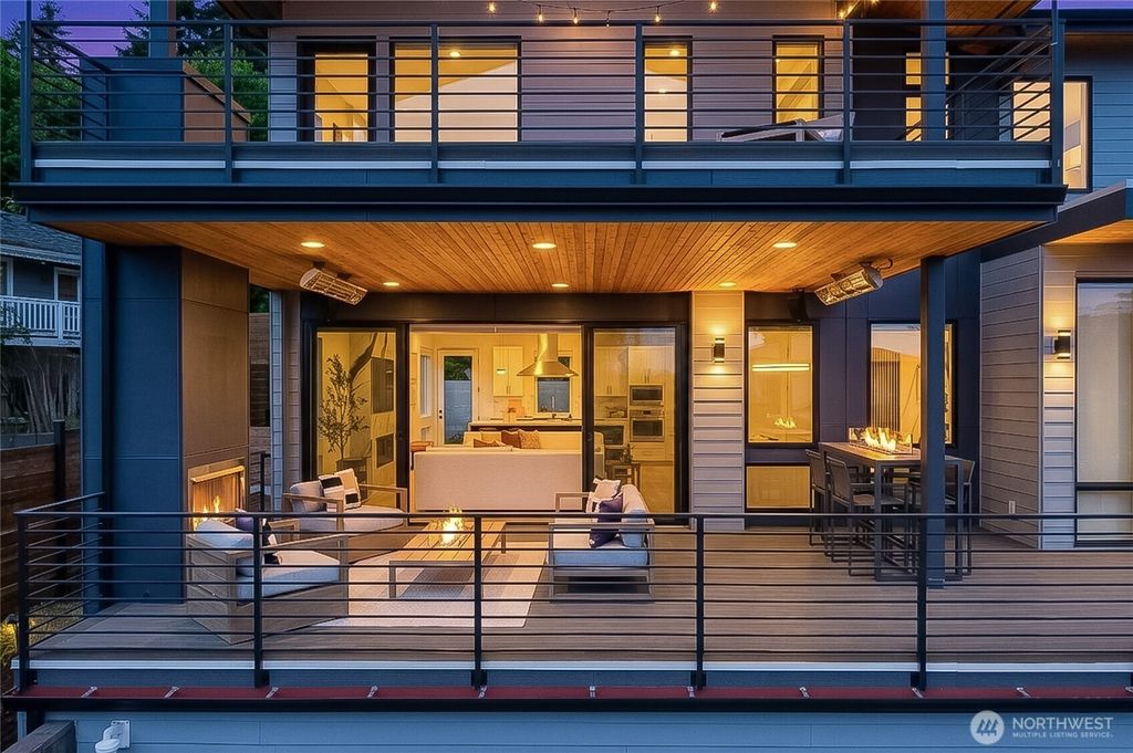 11855 89th Place NE, Kirkland, WA 98034