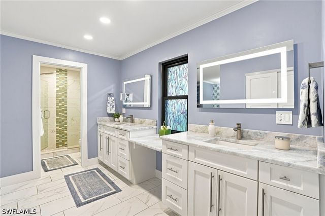 201 Palmetto Dunes CIR, Naples, FL 34113