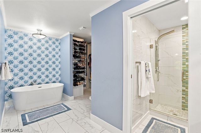 201 Palmetto Dunes CIR, Naples, FL 34113