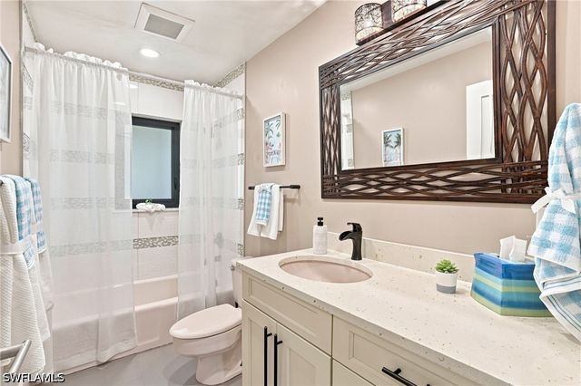 201 Palmetto Dunes CIR, Naples, FL 34113
