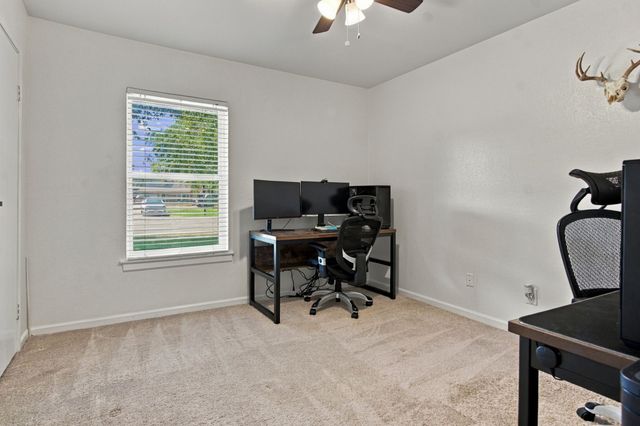 831 Beverly Drive, Grapevine, TX 76051