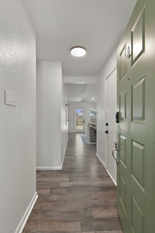 831 Beverly Drive, Grapevine, TX 76051 — photo 3