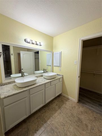 10030 Yolandita, Houston, TX 77075