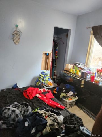 10360 Crocuslawn Street, Detroit, MI 48204