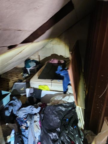 10360 Crocuslawn Street, Detroit, MI 48204