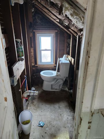 10360 Crocuslawn Street, Detroit, MI 48204