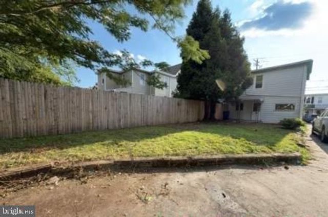 420 CEDAR ST, Jenkintown, PA 19046