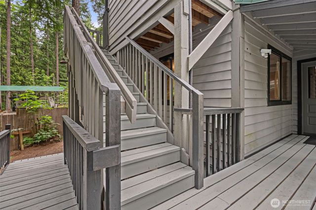 41 N Dow Place, Hoodsport, WA 98548