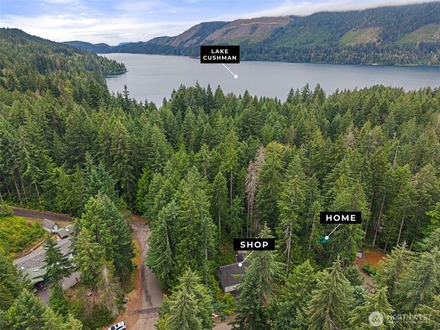 41 N Dow Place, Hoodsport, WA 98548