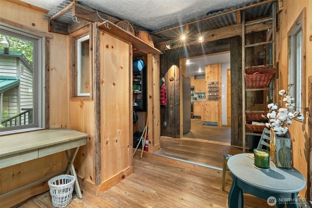 41 N Dow Place, Hoodsport, WA 98548