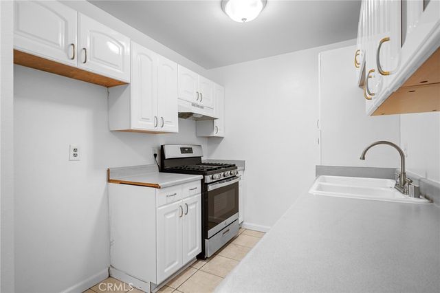 409 Burchett 119, Glendale, CA 91203