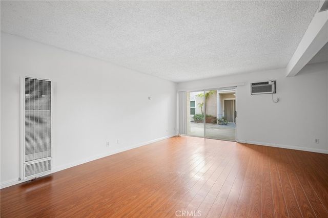 409 Burchett 119, Glendale, CA 91203