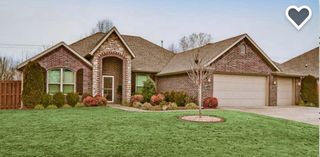 2700 SW Calm Ridge Road, Bentonville, AR 72713