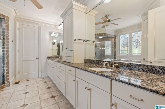 5566 LAKE TRACE DRIVE, Hoover, AL 35244