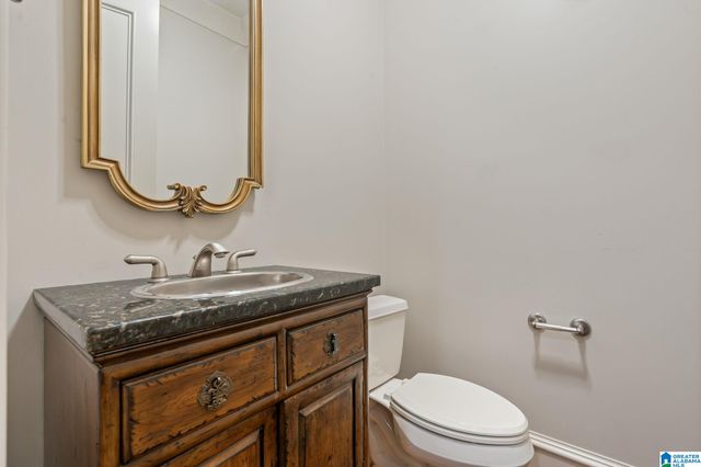 5566 LAKE TRACE DRIVE, Hoover, AL 35244