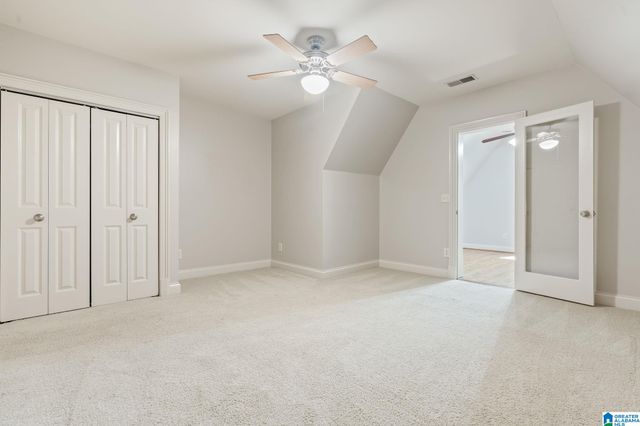 5566 LAKE TRACE DRIVE, Hoover, AL 35244