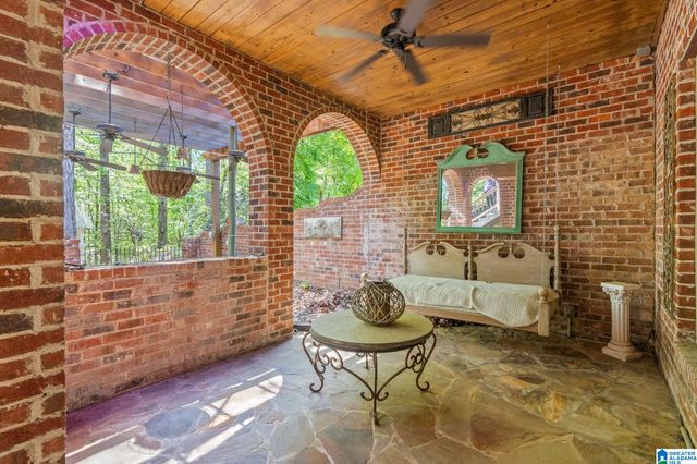 5566 LAKE TRACE DRIVE, Hoover, AL 35244