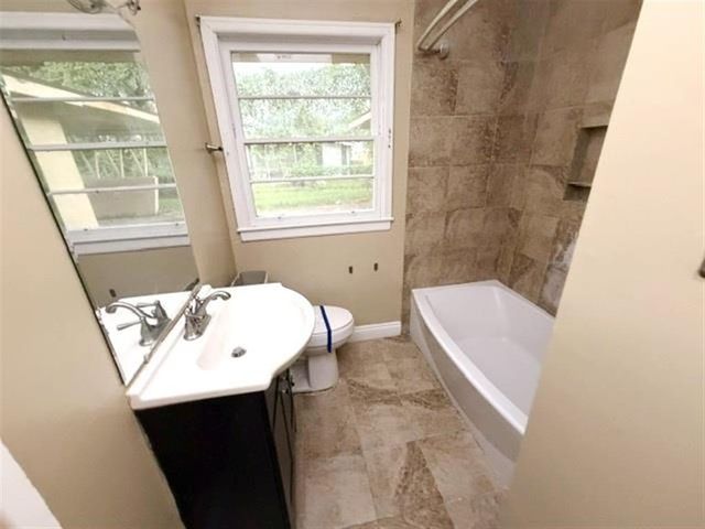 3605 E Roosevelt Street, Lake Charles, LA 70607