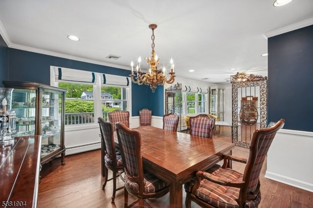 39 Wingate Dr, Livingston Twp., NJ 07039