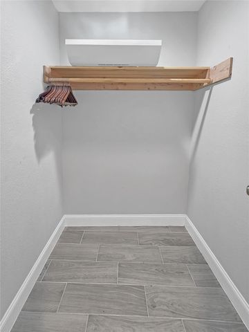 7013 Hemlock Street, Houston, TX 77087