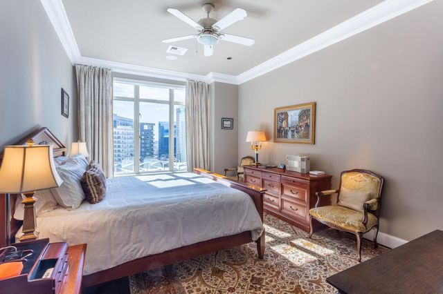 2525 N PEARL Street 1105, Dallas, TX 75201