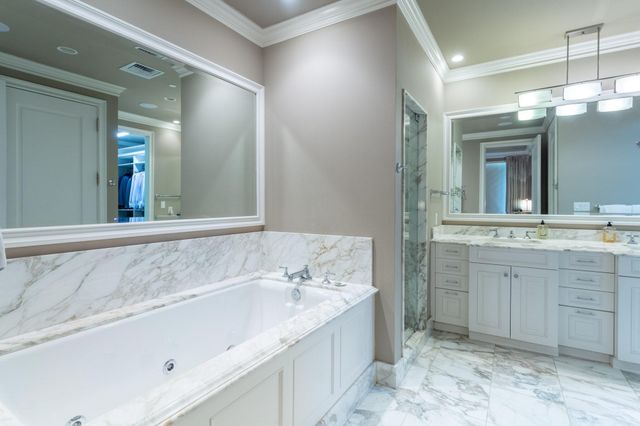 2525 N PEARL Street 1105, Dallas, TX 75201