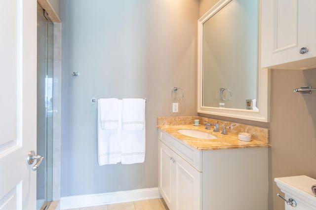 2525 N PEARL Street 1105, Dallas, TX 75201