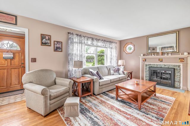 543 Woodstock Avenue, Stratford, CT 06614