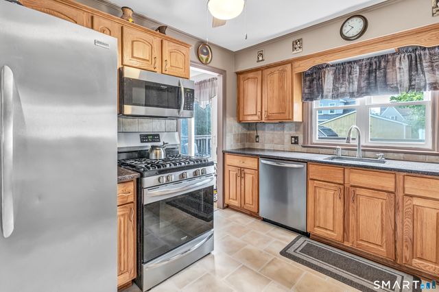 543 Woodstock Avenue, Stratford, CT 06614
