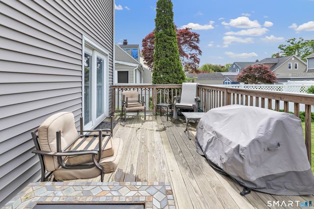 543 Woodstock Avenue, Stratford, CT 06614
