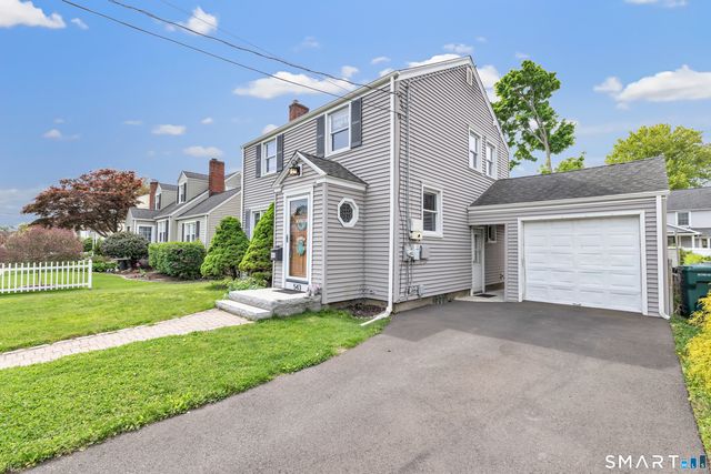 543 Woodstock Avenue, Stratford, CT 06614