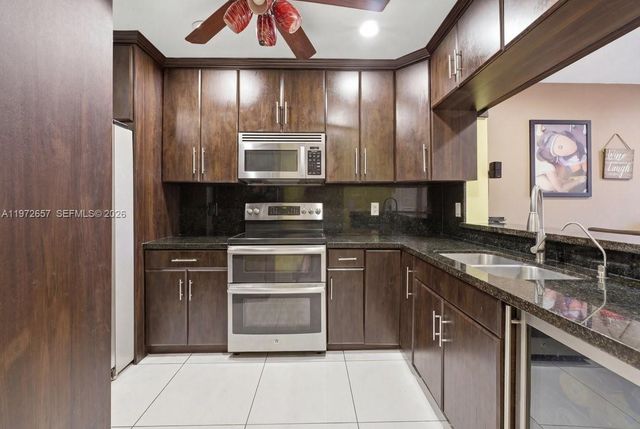 20839 NW 4th Street, Pembroke Pines, FL 33029