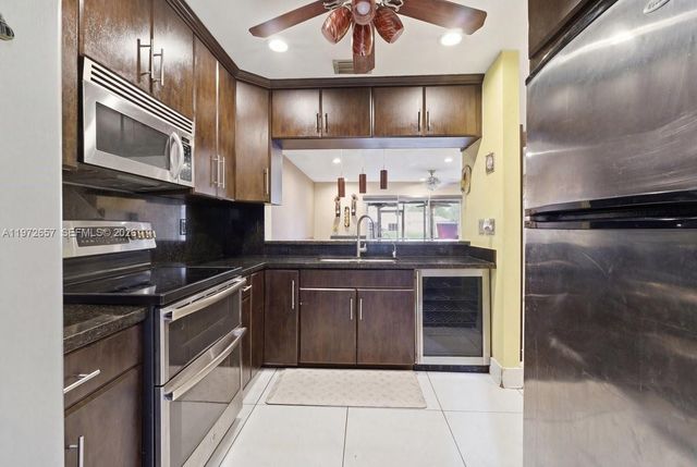 20839 NW 4th Street, Pembroke Pines, FL 33029