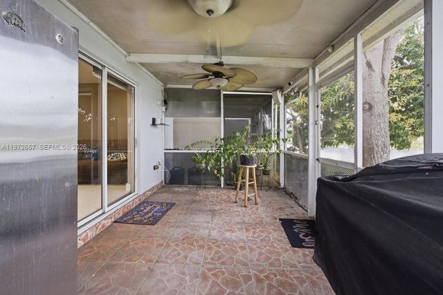 20839 NW 4th Street, Pembroke Pines, FL 33029