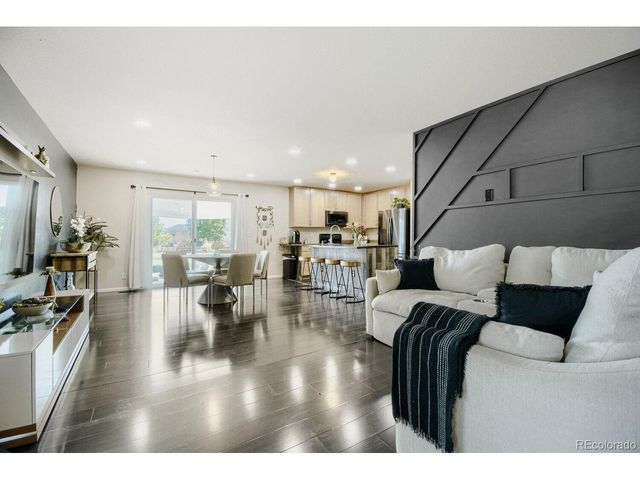 260 Lonewolf Dr, Brighton, CO 80603