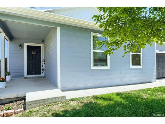 260 Lonewolf Dr, Brighton, CO 80603