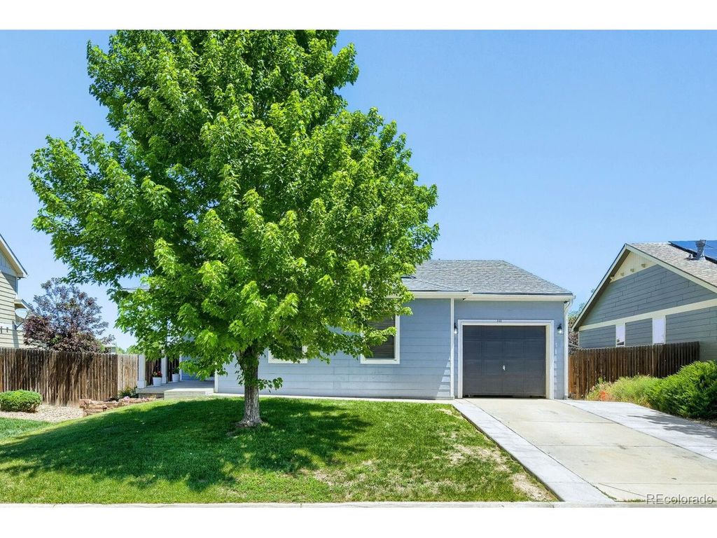 260 Lonewolf Dr, Brighton, CO 80603