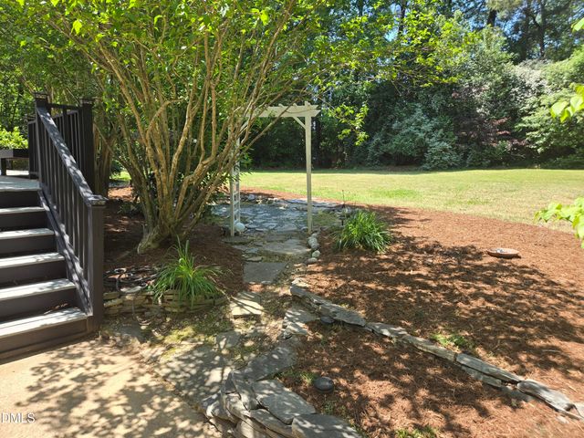 5516 Den Heider Way, Raleigh, NC 27606