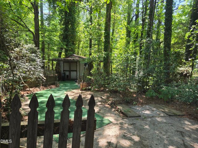 5516 Den Heider Way, Raleigh, NC 27606