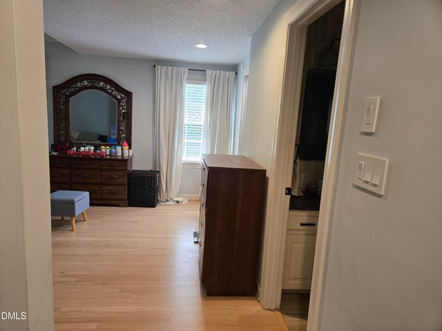 5516 Den Heider Way, Raleigh, NC 27606