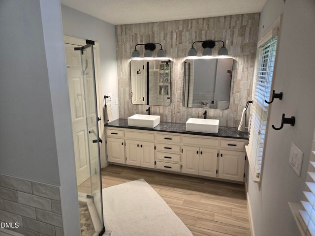 5516 Den Heider Way, Raleigh, NC 27606