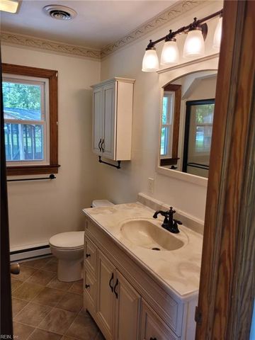 141 Robin LN, Suffolk, VA 23434