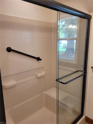 141 Robin LN, Suffolk, VA 23434